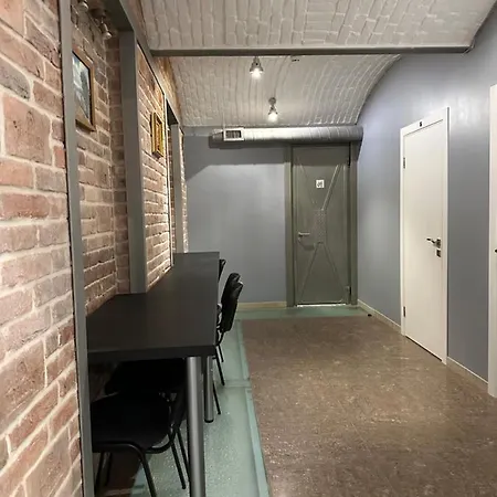 A1 Hostel *